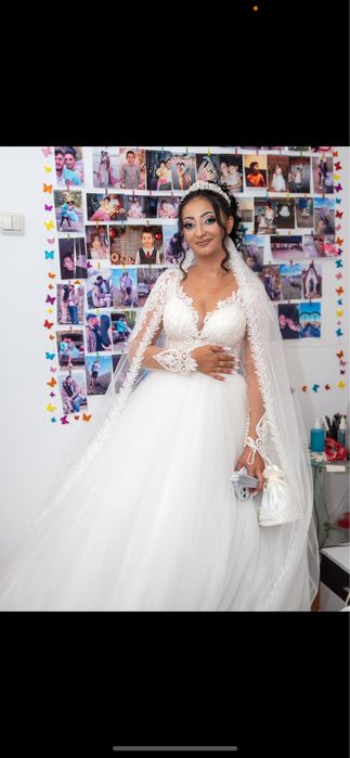 Vand rochie de mireasa