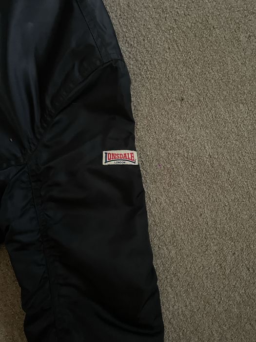 Lonsdale bomber яке - като нов