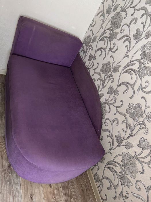 Небольшой раскладной диван