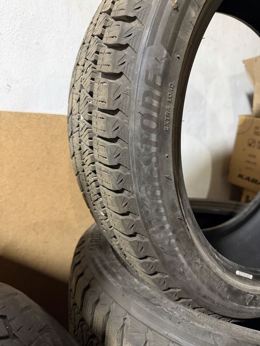 245/45R20 Bridgestone Blizzak DM-V3