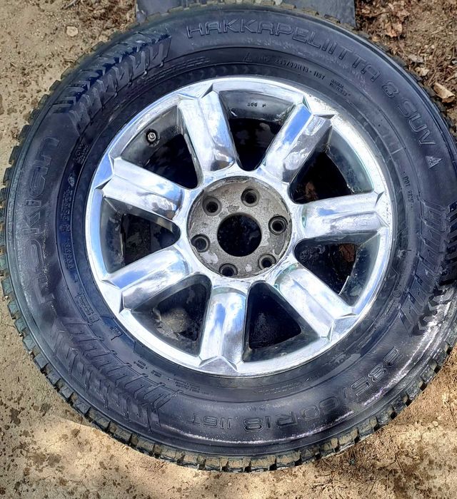 Продам диски R 18  с зимней резиной