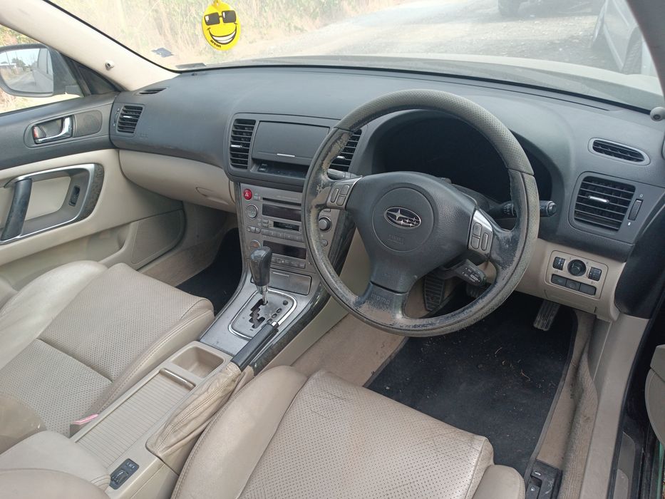 Subaru Legacy на части