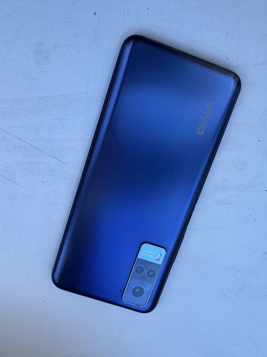 Vivo y53s. продам 128гб