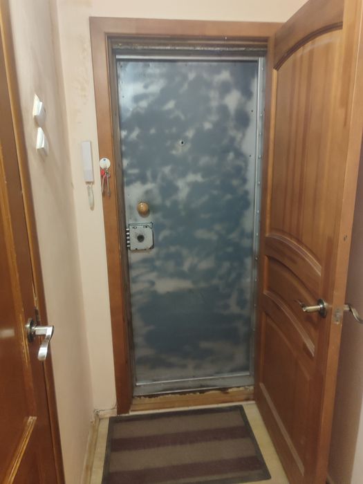 Продам квартиру кирпичный