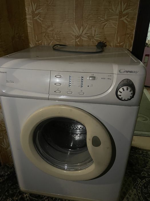 Продам стиральную машину