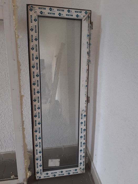 Продаётся пластиковые окни б/у