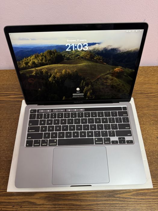 Macbook pro 2020 8/512 srochno