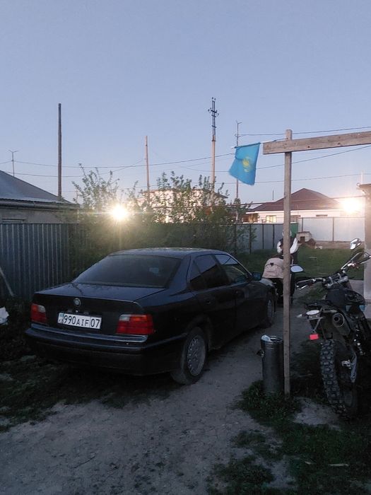 Продам бмв тройка