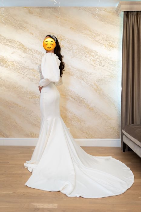 Vand Rochie de mireasa.
