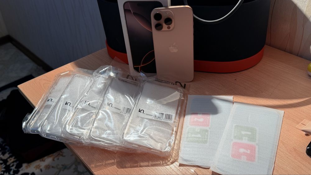 Iphone 16 pro max 256 gb. Desert titanium