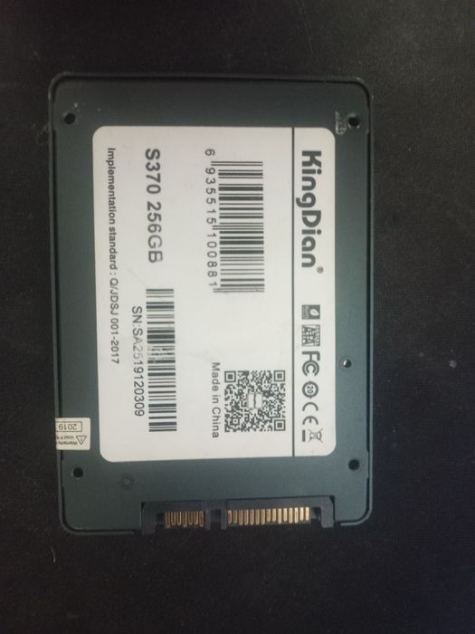 ССД 256 гигов жестки диск