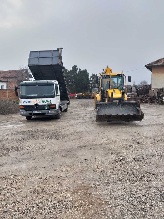 Услуги с комбиниран багер и самосвал