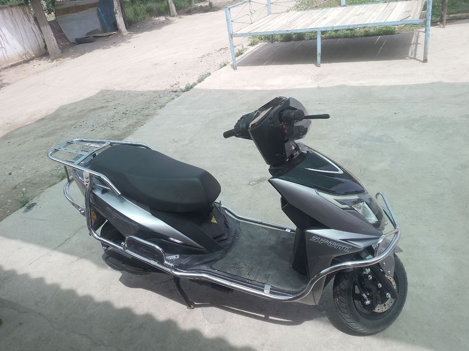 Skuter sotiladi 2023yil chiqqan