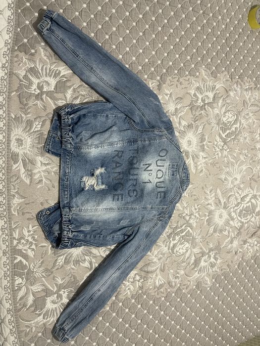 Джинсовая куртка одевала пару раз Торг