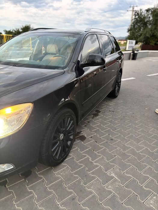 SKODA Octavia 2009 — imagine 2