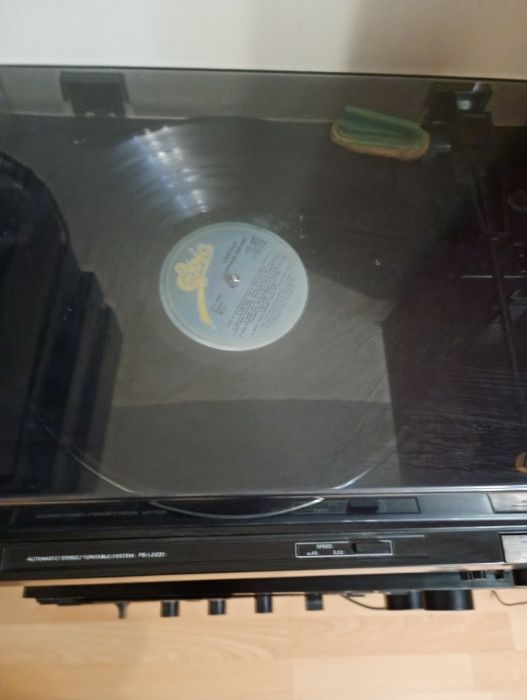Грамофон SONY  отличен