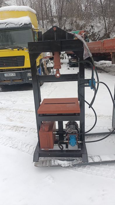 Гильотина для рваного блока