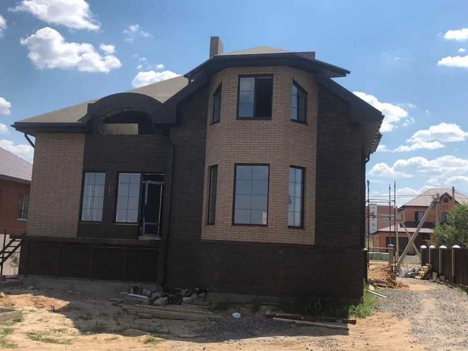 Кирпич на Мазар, Дом, и т.д