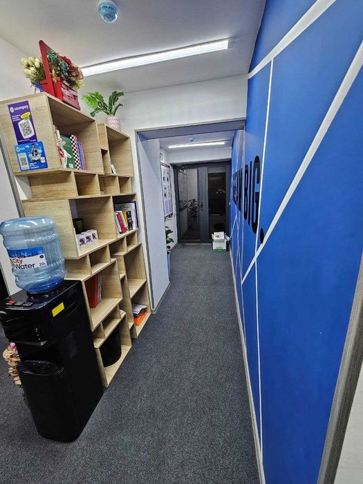 Darxon - ofis arenda, o'quv markaz. Hamid Olimjon metrodan chiqishda.