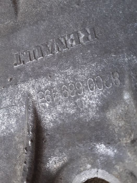 Suport Motor Cutie Accesorii Compresor Alternator Renault Megane 3 1.5