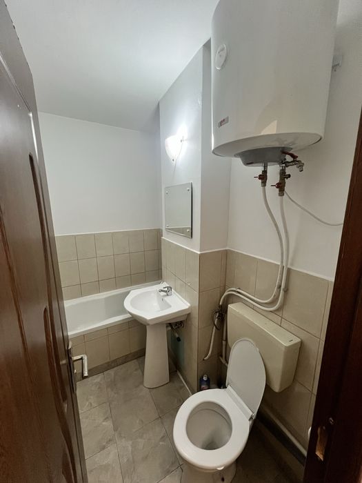 De inchiriat garsoniera Mioritei