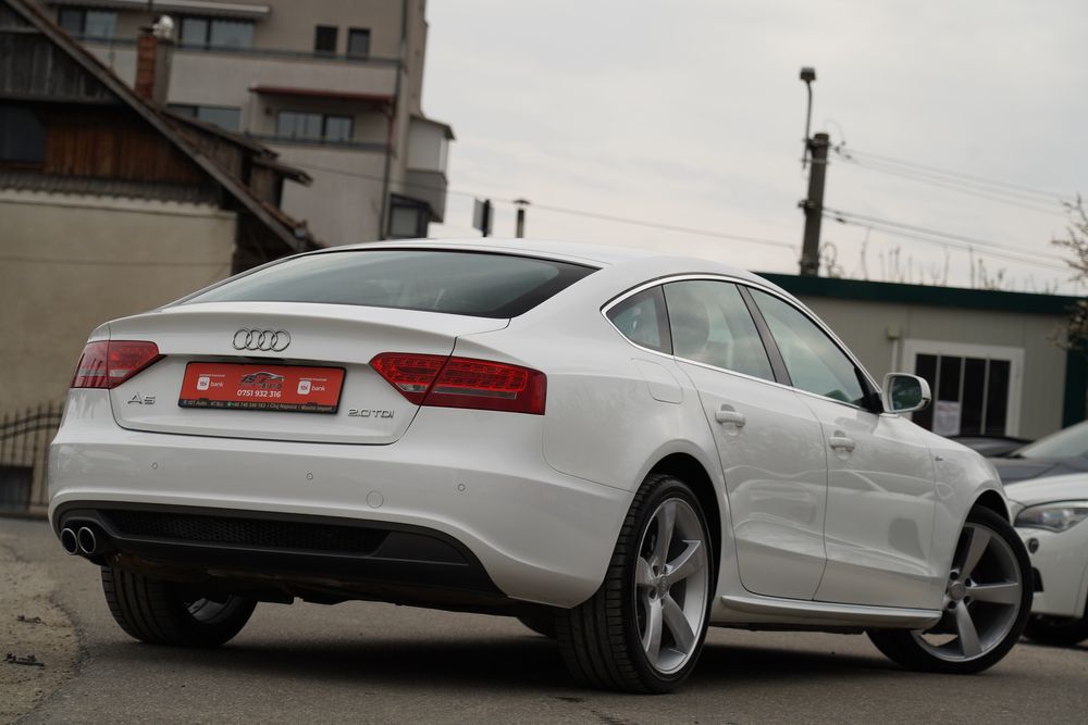 Audi A5 3xS-Line 2011 2.0Diesel 170cp / 12Luni Garantie Motor Cutie / Revizie Ulei Filtre / Transport la domiciliu gratuit / RAR EFECTUAT