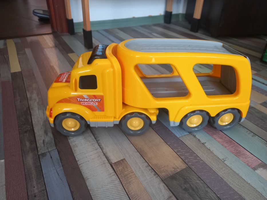 Автовоз с музика и звуци