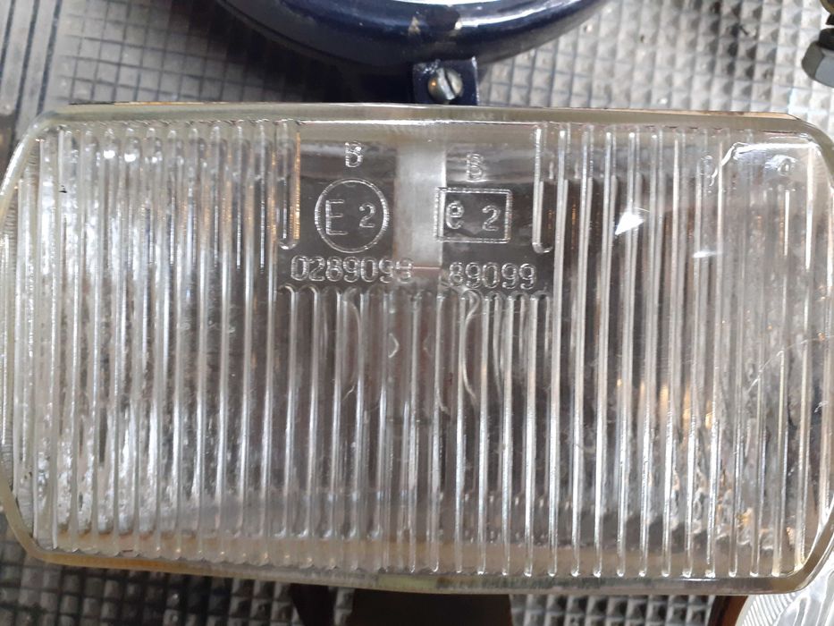 Продам галогенные фары