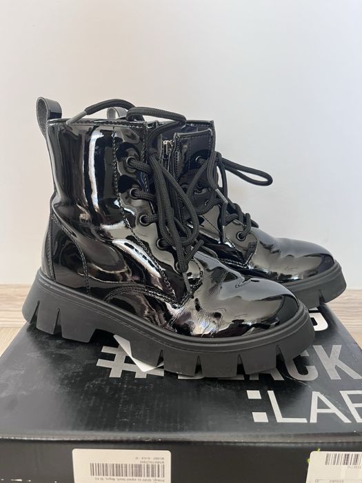 Боти Primigi лак