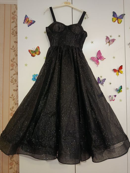 Платье женское вечернее.