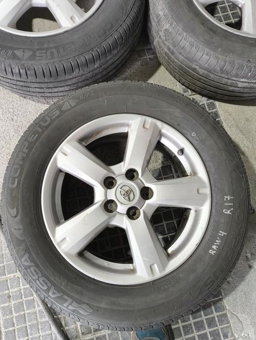 Оригинални алуминиеви джанти Тойота рав4 5/114,3