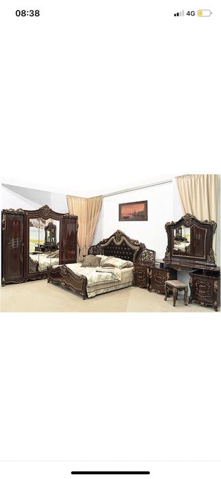 Спальный гарнитур