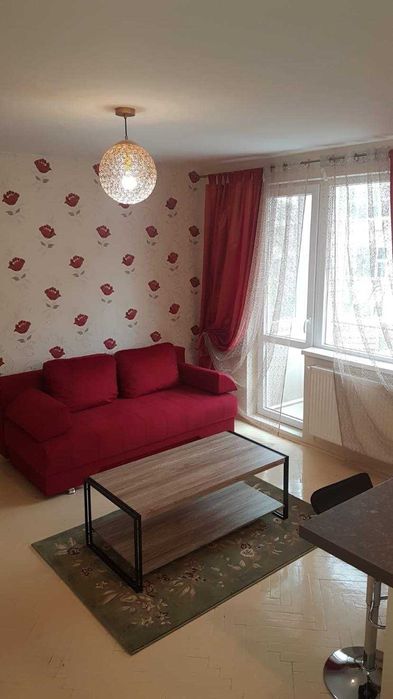 Inchiriez apartament cu 2 camere central