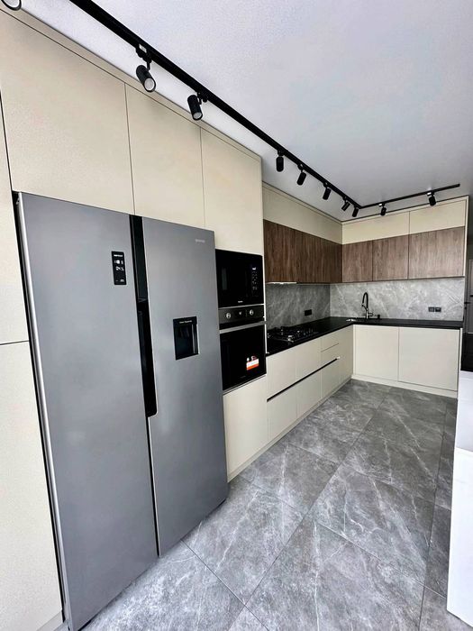 Zakaz asosidagi oshxona mebeli