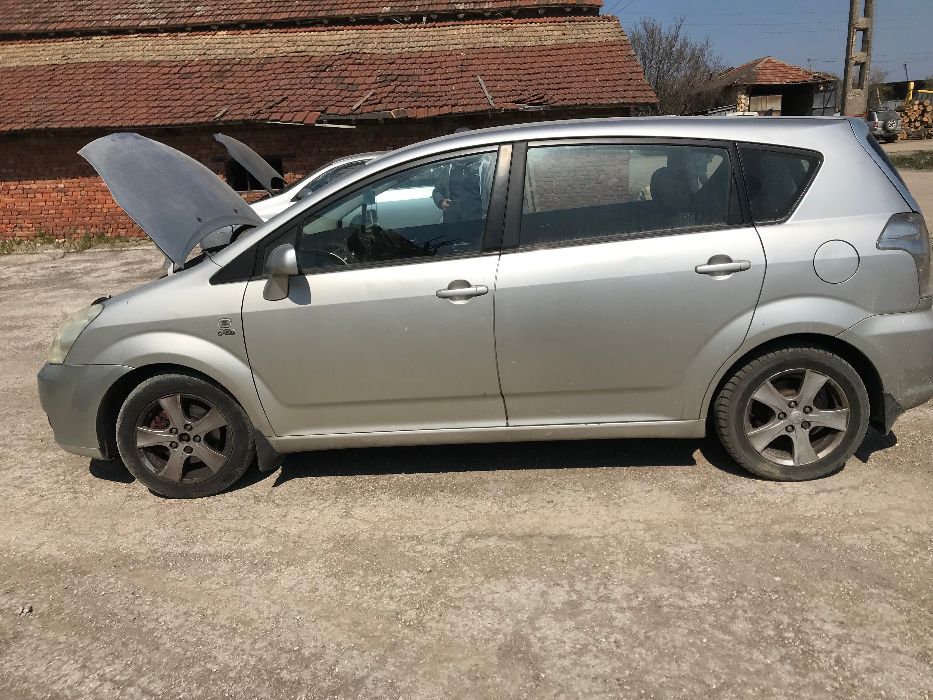 toyota corolla verso diesel НА ЧАСТИ