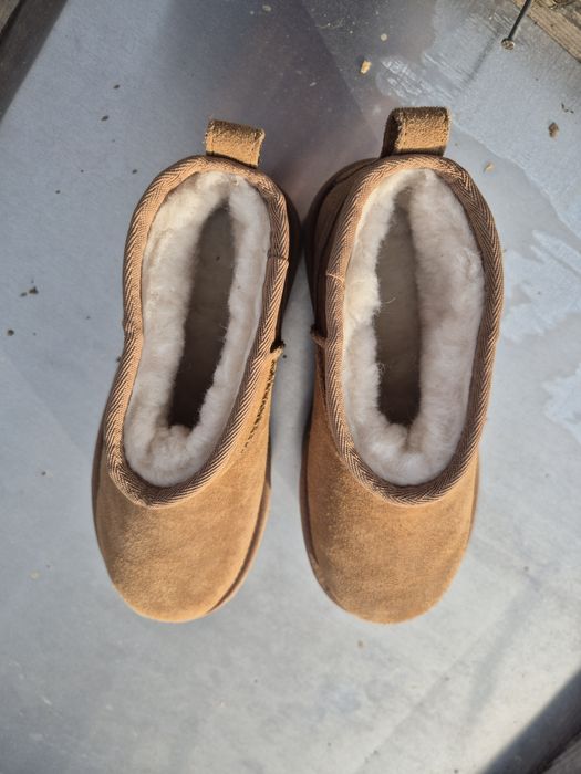 Ugg dama scurti nr 37