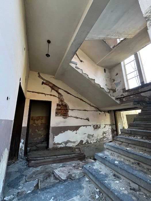 Продава се Къща в Габрово, Център - 1168 кв.м за 35 €/кв.м - Снимка #1