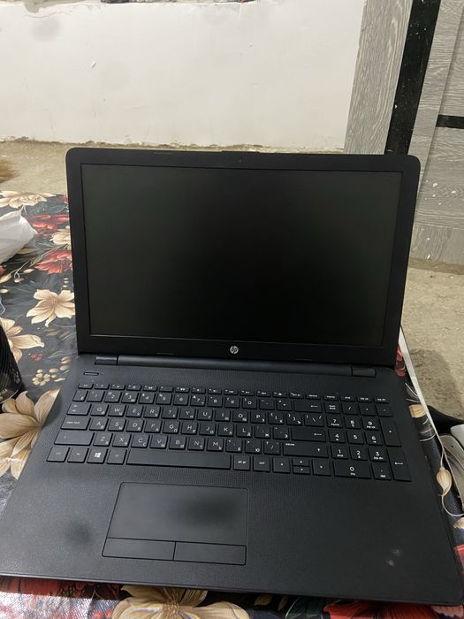 Noutbok sotiladi hp