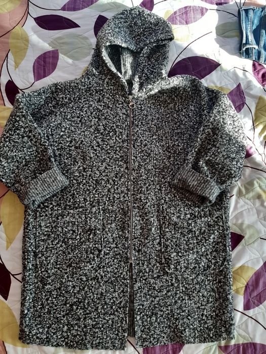 Пролетно буклено палто за 40лв