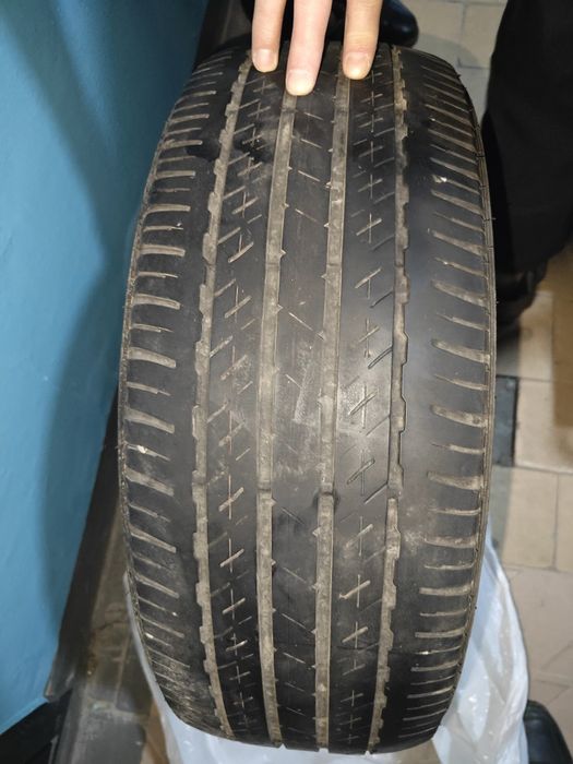 Шины летние на Камри 2 шт