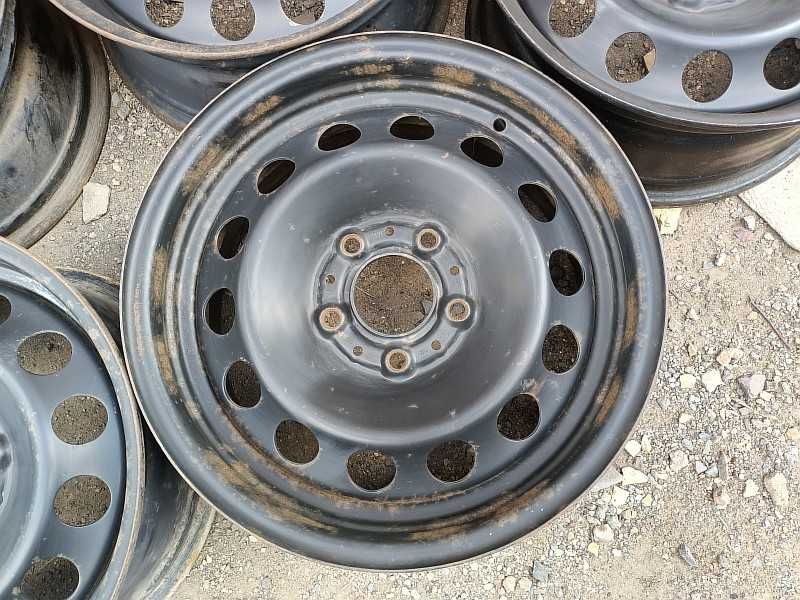 Продам оригинальные металлические диски на BMW