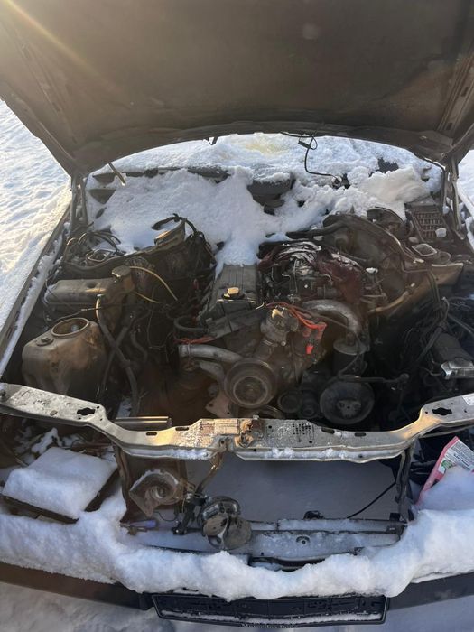 Продаю Мерседес 124уневерсал рассмотрю обмен