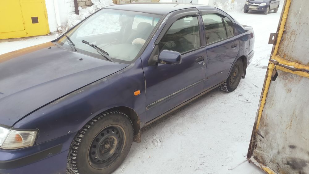 Продам машину Ниссан
