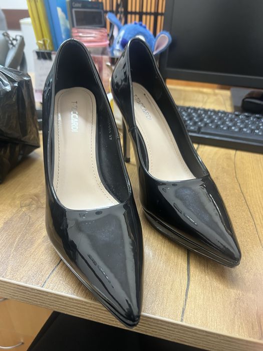 Продам туфли размер 38