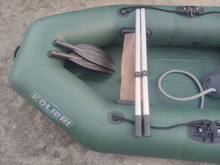 Продам Лодку kolibri
