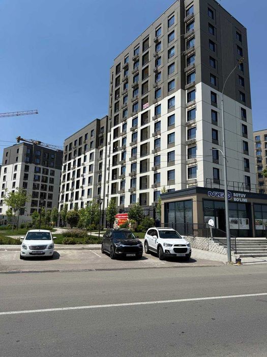 Продается квартира в ЖК "ZAMON 2-Этаж/9 ст.Метро Янгиабад, 42кв.м.