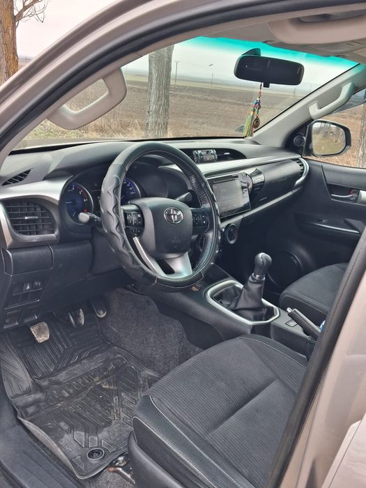 Toyota hilux 2.4diesel manual