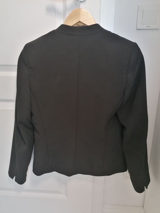 Дамски връхни дрехи