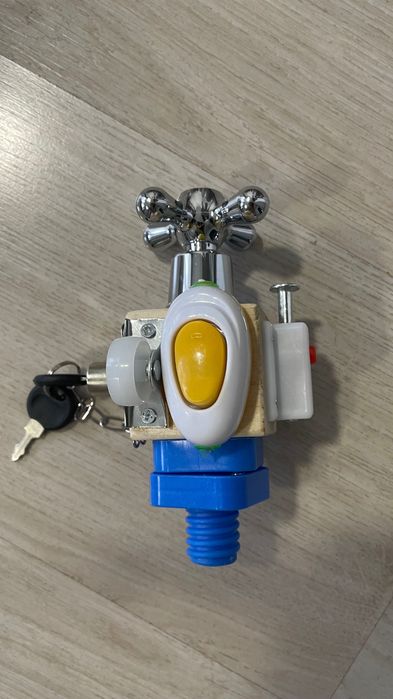 Бизи кубик для малышей