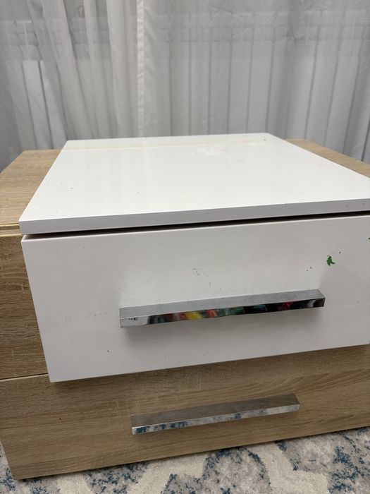 Тумба в хорошом состояни .